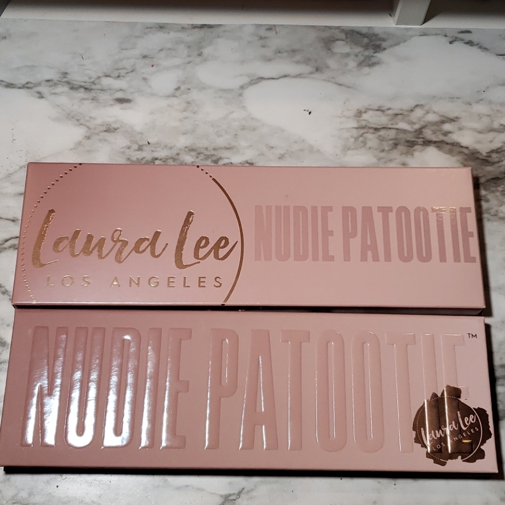 Eyeshaodw pallete